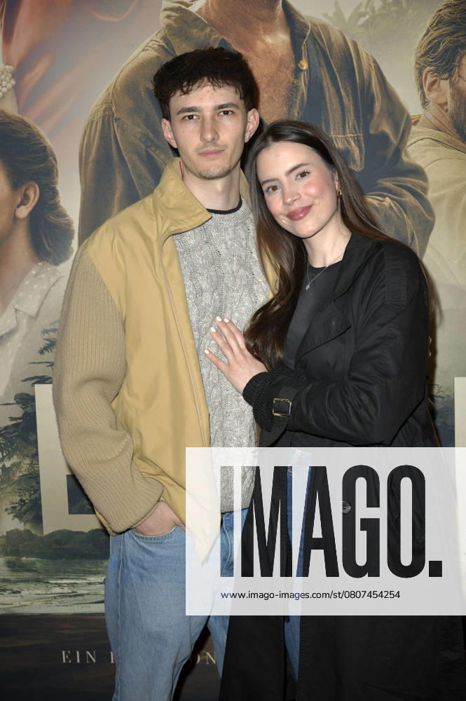 Nathan Goldblat und Lena Roth beim Special Screening des Kinofilms Eden in der Astor Film Lounge. Berlin