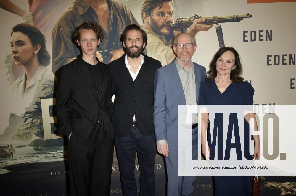 Felix Kammerer, Quirin Berg, Ron Howard und Jasna Vavra beim Special Screening des Kinofilms Eden in der Astor Film Lounge. Berlin