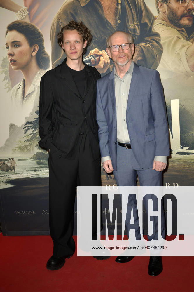 Felix Kammerer und Ron Howard beim Special Screening des Kinofilms Eden in der Astor Film Lounge. Berlin