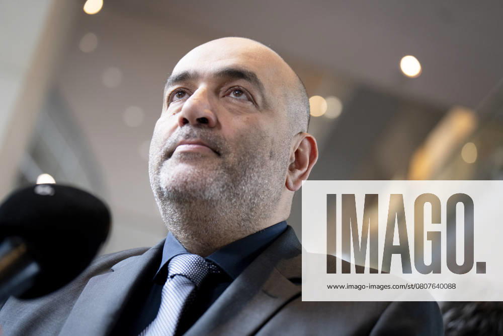 Konstituierende Sitzung, 21. Bundestag Konstituierende Sitzung, 21. Bundestag, Berlin, Plenarsaal, Omid Nouripour, Bündnis 90 Die Grünen Berlin Berlin GER