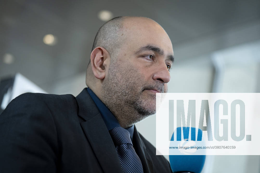 Konstituierende Sitzung, 21. Bundestag Konstituierende Sitzung, 21. Bundestag, Berlin, Plenarsaal, Omid Nouripour, Bündnis 90 Die Grünen Berlin Berlin GER