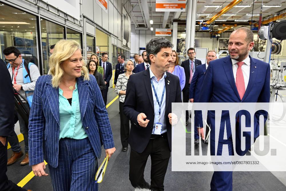 Minister of Public Modernisation Vanessa Matz, Belorta Supervisor Didier Lepoutre and Minister of Defence and Foreign Trade Theo Francken pictured during a visit to the Safran Aero Boosters aircraft and space engines producer in Herstal, Thursday 27 March 2025. ERICxLALMAND 116185469