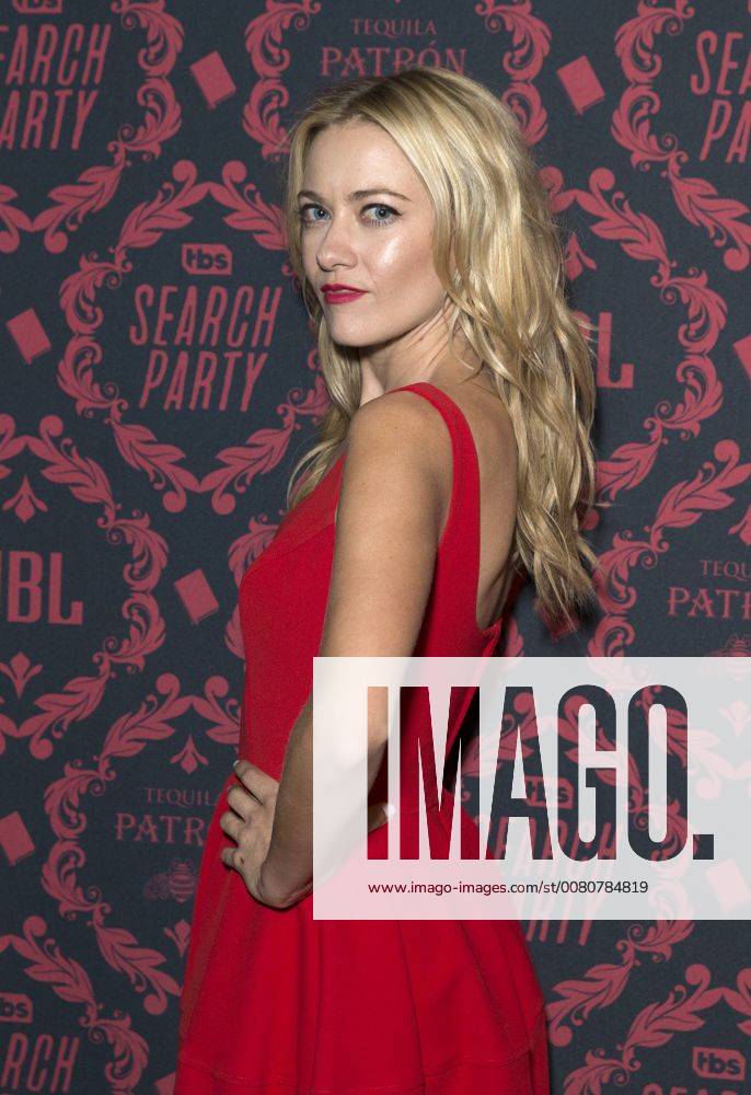 Search Party Staffelpremiere in New York USA: TBS premiere season 2 Search Meredith Hagner wearing dress by Jill Stuart attends season 2 premiere of Search Party at Public New York New York United States Public LevxRadin