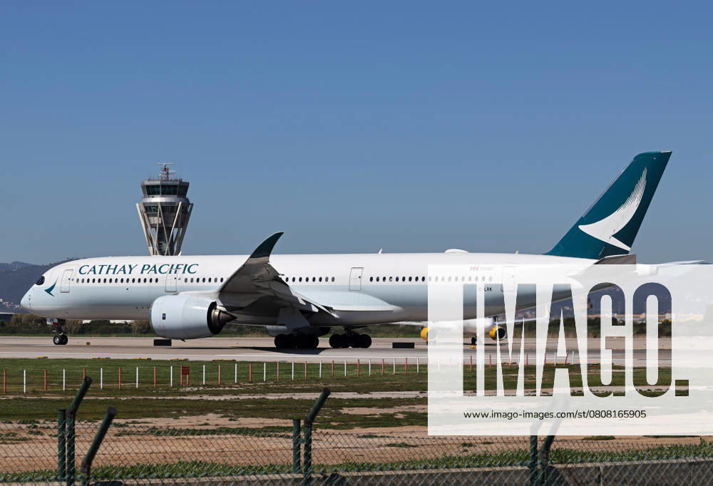 Cathay Pacific restored Its Barcelona-Hong Kong route The company Cathay Pacific restores its route between Barcelona and Hong Kong with the arrival at El Prat airport of an Airbus A350-941, in Barcelona, Spain, on March 31, 2025. Barcelona Barcelona Spain