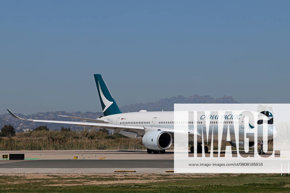 Cathay Pacific restored Its Barcelona-Hong Kong route The company Cathay Pacific restores its route between Barcelona and Hong Kong with the arrival at El Prat airport of an Airbus A350-941, in Barcelona, Spain, on March 31, 2025. Barcelona Barcelona Spain