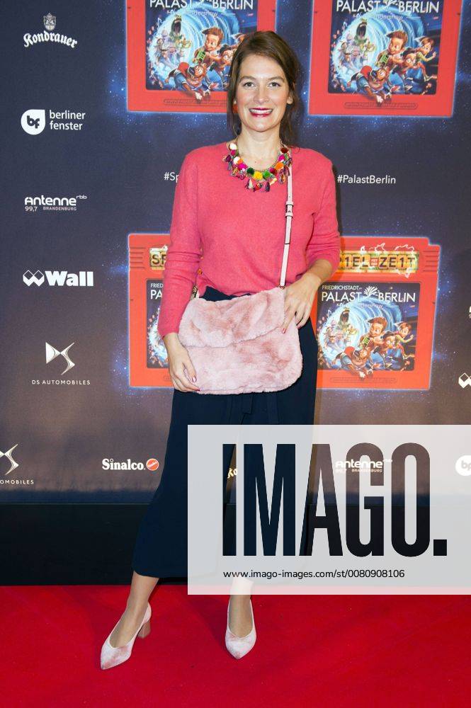 Josephine Thiel bei der Premiere der Kindershow Spiel mit der Zeit im Friedrichstadt-Palast. Berlin
