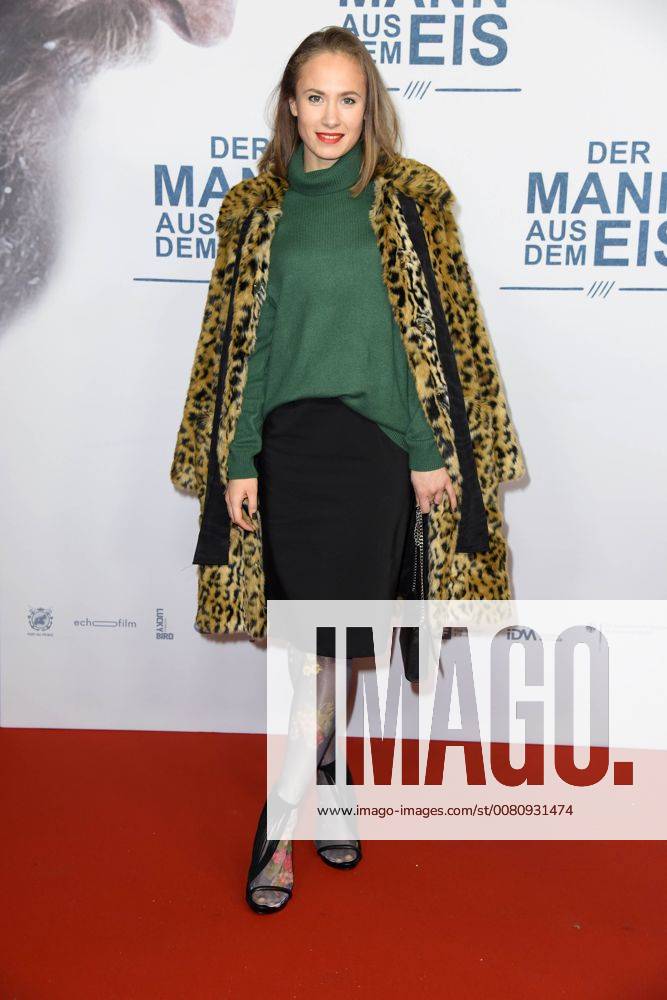 Alina Levshin bei der Publikumspremiere von Der Mann aus dem Eis im Zoo Palast in Berlin am 21.11.2017