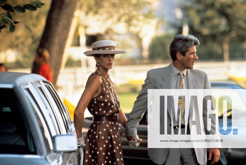 Film still or Publicity still from Pretty Woman Julia Roberts, Richard Gere 1990 Touchstone Pictures Photo by Ron Batzdorff File reference 34824-187THA Los Angeles CA 34824187THA