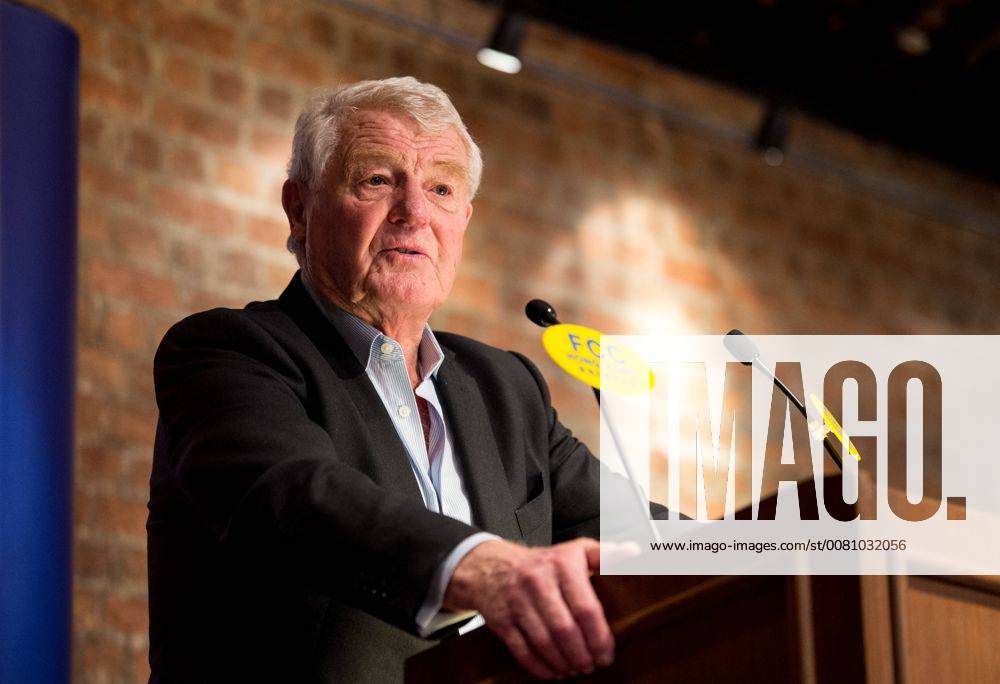 Hong Kong, Hong Kong SAR, CHINA - HONG KONG SAR,CHINA: November 28, 2017. Lord Paddy Ashdown of Norton-sub-Hamdon gives a politically inflamed speech on the Basic Law in the Foreign Correspondents Club, Central Hong Kong Hong Kong CHINA - ZUMAr144 20171128_zap_r144_001