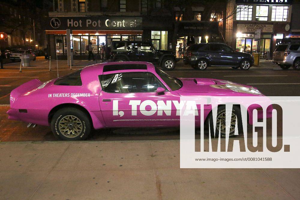 New York, N.Y, USA - attends the I, Tonya New York Premiere,.Village East Cinema, NYC.November 28, 2017.Photos by , Globe Photos Inc. New York USA - ZUMAms4_ 20171128_zaa_ms4_005