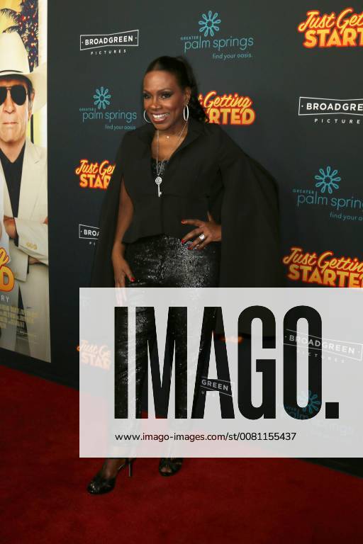 LOS ANGELES - DEC 7: Sheryl Lee Ralph at the Just Getting Started Premiere at ArcLight Hollywood on December 7, 2017 in Los Angeles, CA
