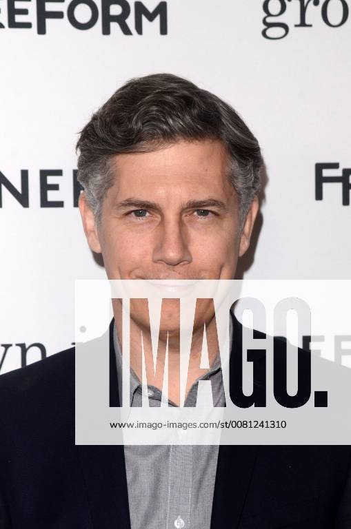 LOS ANGELES - DEC 13: Chris Parnell at the Grown-ish Premiere Screening at the Lure Nightclub on December 13, 2017 in Hollywood, CA