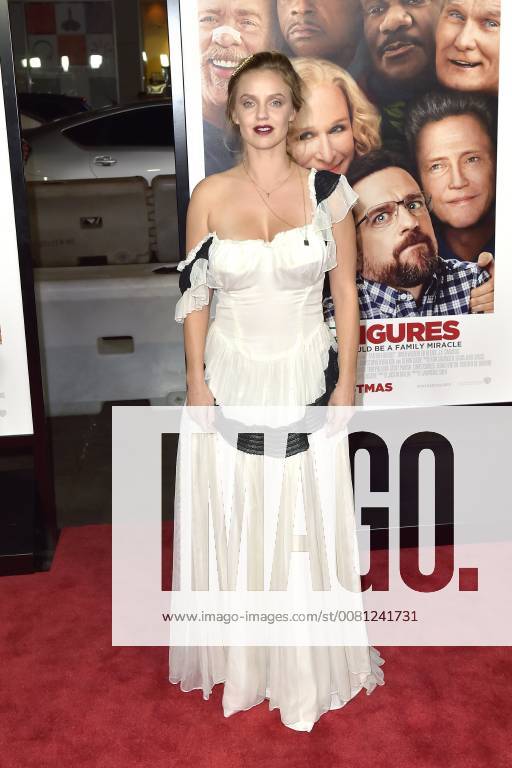 Kelli Garner bei der Premiere des Kinofilms Father Figures Wer ist Daddy? in TCL Chinese Theatre, Hollywood. Los Angeles