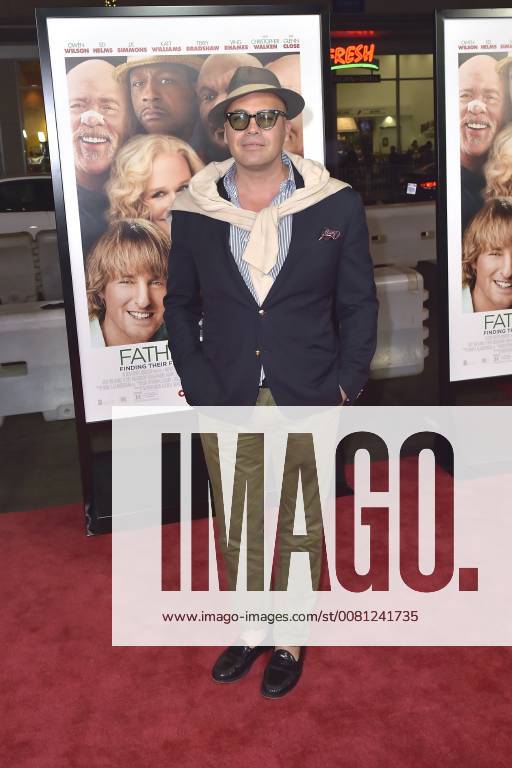 Billy Zane bei der Premiere des Kinofilms Father Figures Wer ist Daddy? in TCL Chinese Theatre, Hollywood. Los Angeles