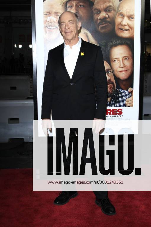 J.K. Simmons bei der Premiere des Kinofilms Father Figures Wer ist Daddy? in TCL Chinese Theatre, Hollywood. Los Angeles