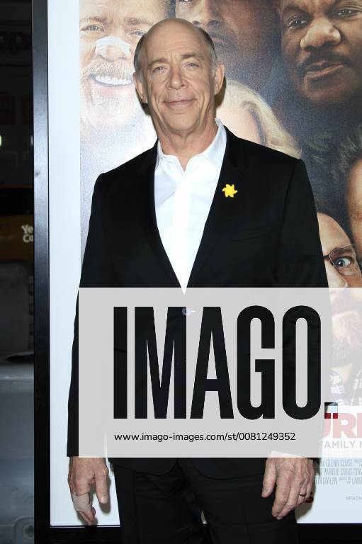 J.K. Simmons bei der Premiere des Kinofilms Father Figures Wer ist Daddy? in TCL Chinese Theatre, Hollywood. Los Angeles