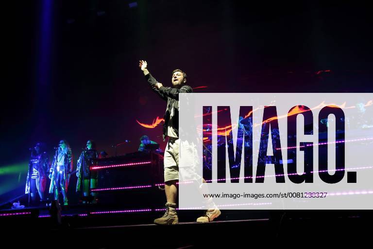 Marten Laciny alias Marteria bei einem Konzert in der Max-Schmeling-Halle in Berlin, 18. Dezember 2017. Marten Laciny aka Marteria performs during a concert at the Max-Schmeling-Halle in Berlin, Germany, 18 December 2017. Marteria Konzert in Berlin
