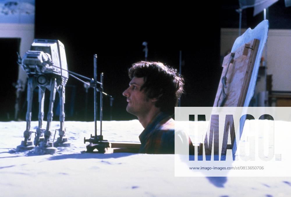 Star Wars: Episode V - The Empire Strikes Back (1980) - filmstill Star Wars: Episode V - The Empire Strikes Back (1980) Behind the scenes photo - - -
