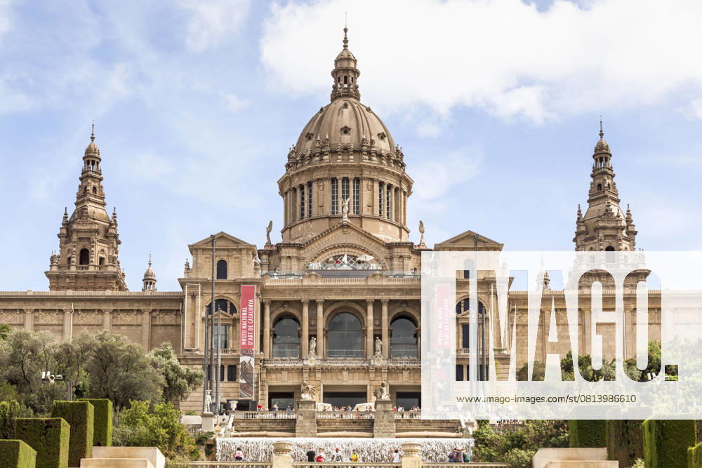 National Art Museum of Catalunya, Museu Nacional dArt de Catalunya, Montjuic, Barcelona, Spain National Art Museum of Catalunya, Museu Nacional dArt de Catalunya, Montjuic, Barcelona, Spain in August 2015 CAP MEL MEL Barcelona Great Britain