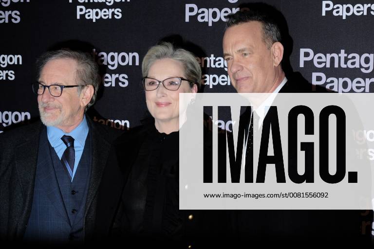 Premiere du film Pentagon papers a Paris. Premiere du film Pantagon Papers. Steven Spielberg. Tom Hanks. Meryl Streep. Premiere of the movie Pentagon papers in Paris. 223434 2018-01-13 Paris France Hanks, Tom; Streep, Meryl; Spielberg, Steven