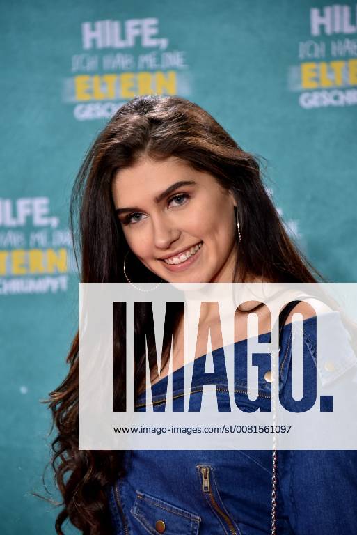 Youtuberin Ana Lisa Kohler posiert am 14.01.2018 in Köln bei der Premiere des Films Hilfe, ich habe meine Eltern geschrumpft , der am 18.01. in die deutschen Kinos kommt.