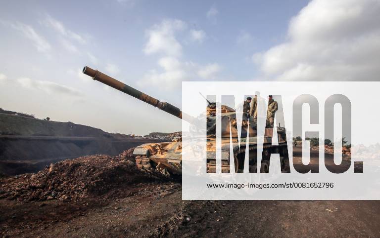 (180122) -- AFRIN (SYRIA) , Jan. 22, 2018 () -- A Turkish army tank is seen in Afrin, Syria, on Jan. 22, 2018. Turkey launched on Jan. 20 a new operation dubbed as Operation Olive Branch on the ground to oust Kurdish militia from Syria s Afrin. () SYRIA-AFRIN-TURKISH TROOPS Xinhua