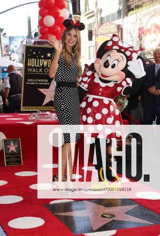 Entertainment Bilder der Woche Themen der Woche HOLLYWOOD, CA - JANUARY 22: Heidi Klum, Minnie Mouse, At Minnie Mouse Hollywood Walk of Fame Star Ceremony At On Hollywood Blvd in Hollywood, California on January 22, 2018.