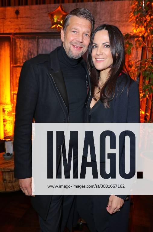 Kai Wiesinger + Bettina Zimmermann bei der Amazon-Prime Filmpremiere zu - Pastewka - im Kino International, Karl-Marx-Allee, Berlin Copyright imago stock&people GmbH Tinkeres Datum: 23.01.2018 Film Pastewka