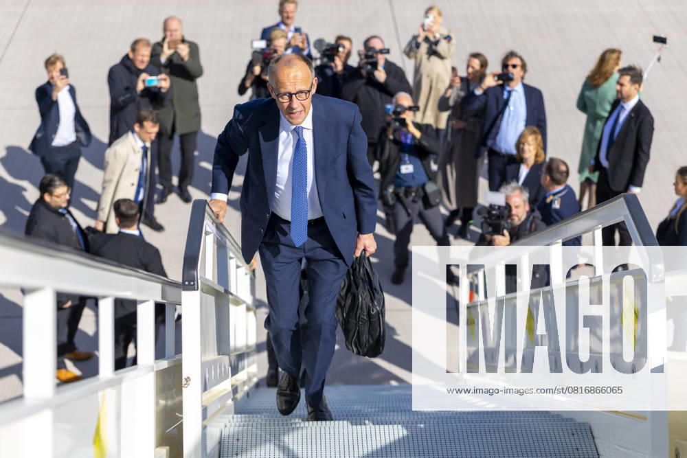 Friedrich Merz (CDU), Bundeskanzler, vor dem Abflug nach Paris auf dem Flughafen BER. Berlin, 07.05.2025. Fotografiert im Auftrag des Auswaertigen Amtes Berlin Deutschland
