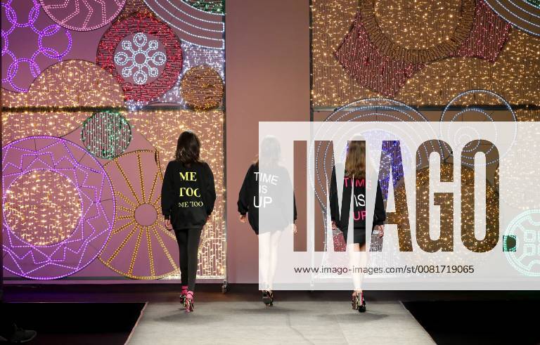 Entertainment Bilder der Woche Themen der Woche Several models display some creations of autumn-winter 2018 2019 collection by designer Juana Martin during a parade held as part of Madrid Mercedes-Benz Fashion Week, Madrid, Spain, 28 January 2018. Madrid Mercedes-Benz Fashion Week !ACHTUNG: NUR REDAKTIONELLE NUTZUNG!