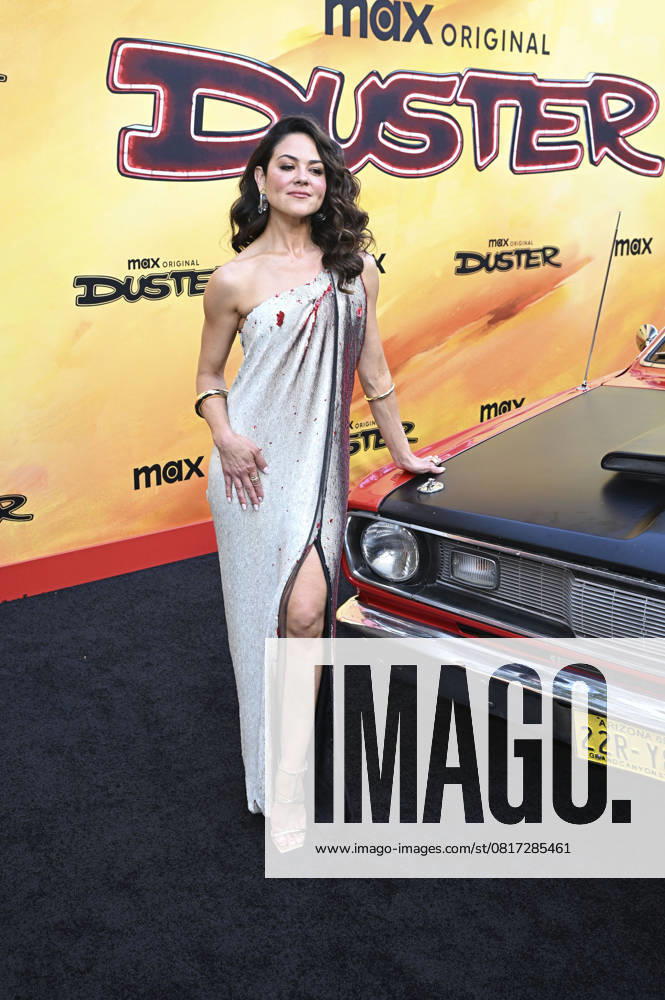 Camille Guaty bei der Premiere der HBO Max Original Serie Duster in den Universal Studios. Universal City