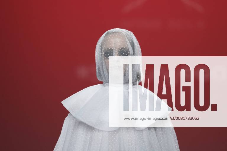 Entertainment Bilder der Woche Themen der Woche January 29, 2018 - Madrid, Spain - A model presents the creations of Antonio Sicilia during a fashion show at the IFEMA as part of the 67th EGO Samsung Fashion Week Madrid in Madrid, Spain, 29 January 2018. Madrid Spain - ZUMAn230 20180129_zaa_n230_210