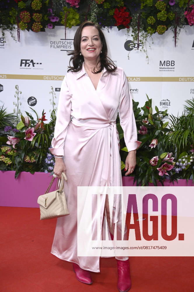 Natalia Wörner bei der 75. Verleihung des Deutschen Filmpreises 2025 im Theater am Potsdamer Platz. Berlin