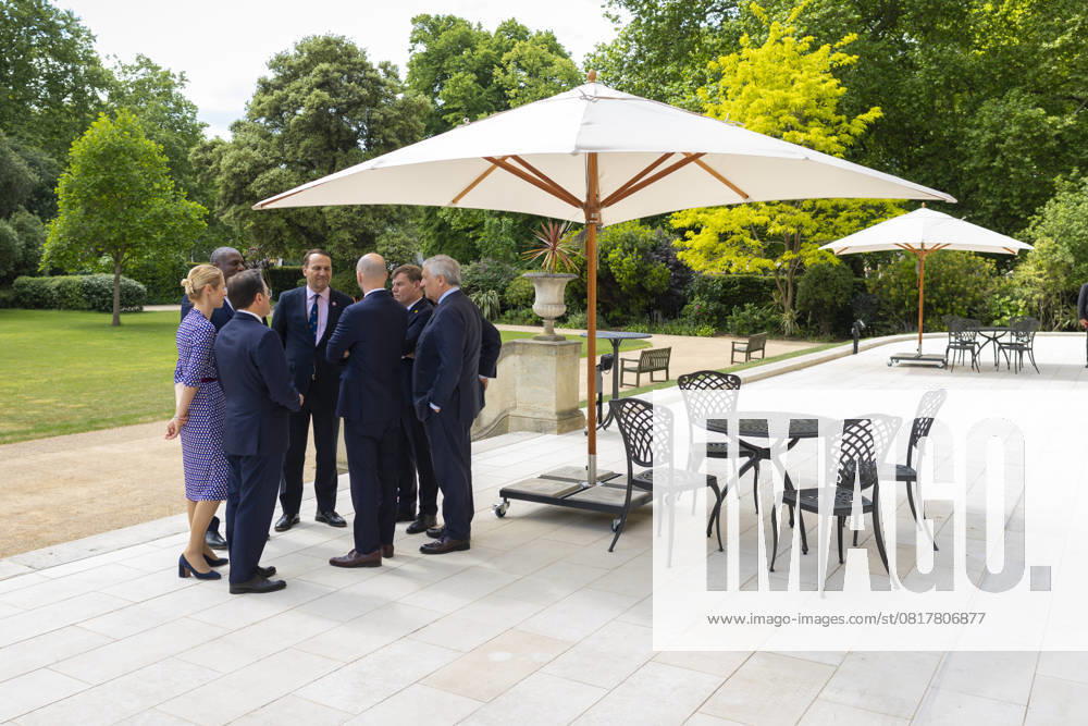 Johann Wadephul (CDU), Bundesaussenminister, nimmt, in London, am Treffen der Aussenminister und Hohen Vertreterin der EU fuer Aussen- und Sicherheitspolitik zur Staerkung der Euro-Atlantischen Sicherheit und Unterstuetzung der Ukraine. London, 12.05.2025 Fotografiert im Auftrag des Auswaertigen Amtes London Grossbritannien