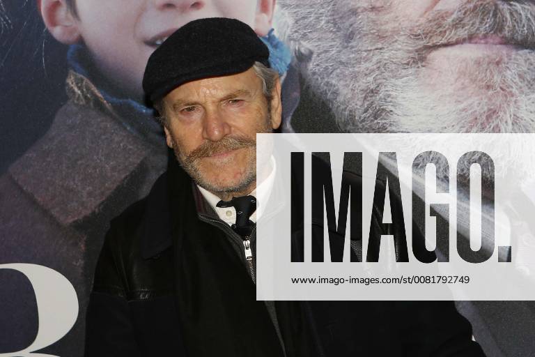 Tcheky Karyo CELEBRITES : Avant Premiere Belle et Sebastien 3 - Paris - 04 02 2018 MichaelBaucher Panoramic