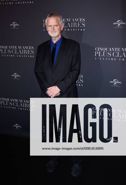 Fifty Shades of Grey 3 Premiere in Paris James Foley ( realisateur ) lors du photocall pour l avant premiere du film 50 NUANCES PLUS CLAIRES a Paris CELEBRITES : Avant premiere du film 50 NUANCES PLUS CLAIRES - Paris - 06 02 2018 FedericoPestellini Panoramic