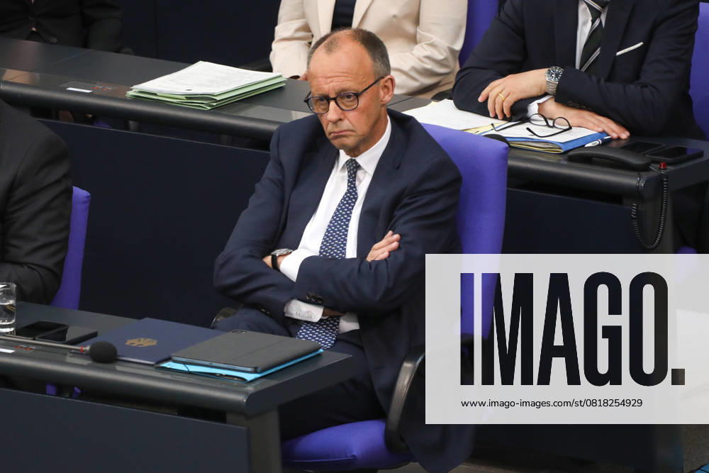 3. Plenarsitzung des Deutschen Bundestages Berlin, 14.5.2025 Bundeskanzler Friedrich Merz bei der 3. Plenarsitzung des Deutschen Bundestages in Berlin Berlin Deutschland