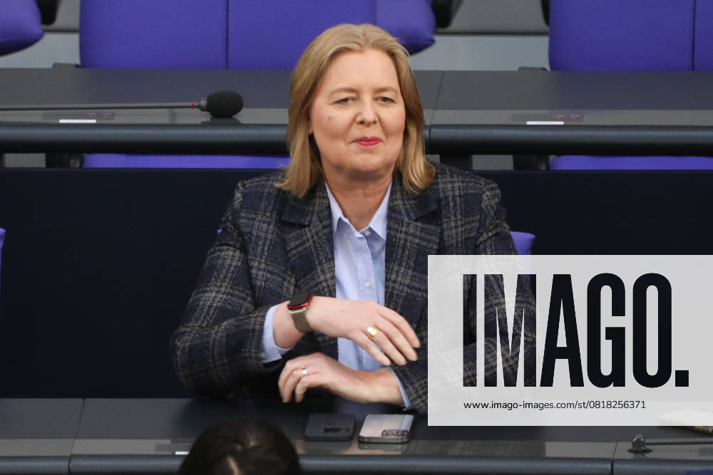 3. Plenarsitzung des Deutschen Bundestages Berlin, 14.5.2025 Bundesministerin für Arbeit und Soziales Bärbel Bas bei der 3. Plenarsitzung des Deutschen Bundestages in Berlin Berlin Deutschland