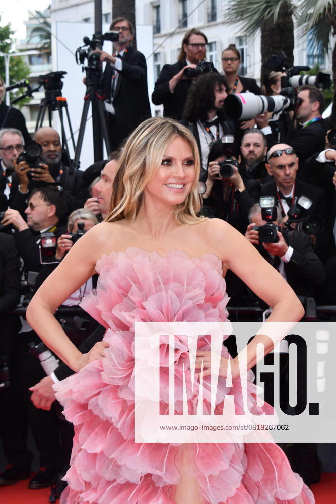 78e Festival International du Film de Cannes Opening ceremony Red Carpet 78e Festival International du Film de Cannes. Opening Ceremony red carpet at the 78th International Cannes Film festival Heidi Klum