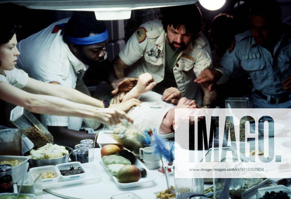 Alien - filmstill SIGOURNEY WEAVER, YAPHET KOTTO, TOM SKERRITT, IAN HOLM & JOHN HURT in Alien Filmstill - Editorial Use Only Ref: FB Supplied by