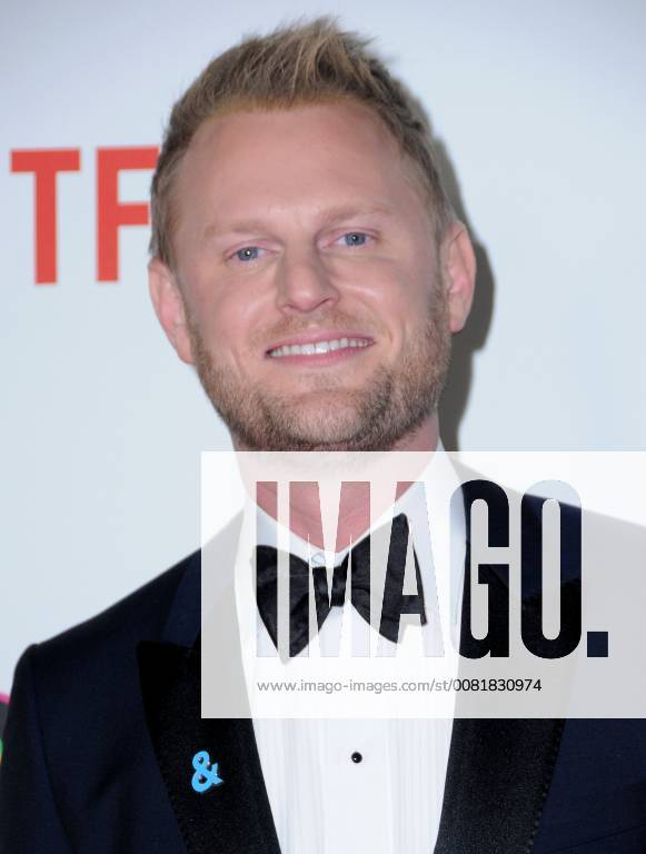 West Hollywood, CA, U.S. - 07 February 2018 - West Hollywood, California - Bobby Berk. Netflix s Queer Eye Season 1 Premiere held at the Pacific Design Center. Photo Credit: Birdie Thompson AdMedia West Hollywood U.S. - ZUMAa123 20180207_zaa_a123_145