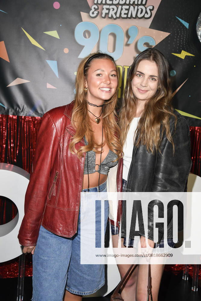 Samira Williams und Theresa Zeidler bei der Premiere der Serie Messiah Superstar (SAT.1 und Joyn, ab 16.05.2025 in der Mediathek) am 15.05.2025 in Berlin Messiah Superstar Serien Premiere in Berlin