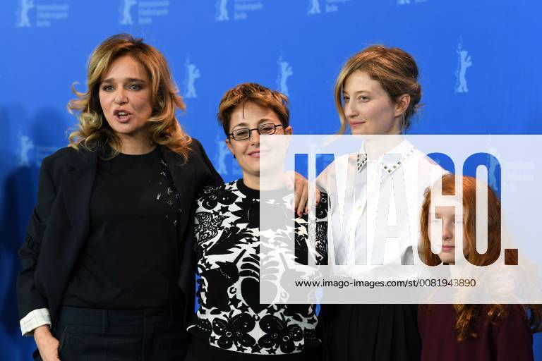 Regisseurin Laura Bispuri, Schauspielerinnen Alba Rohrwacher, Valeria Golino und Sara Casu während des Photo Calls zum Film FIGLIA MIA anlässlich der 68. Berlinale snapshot-photography xK.M.Krause
