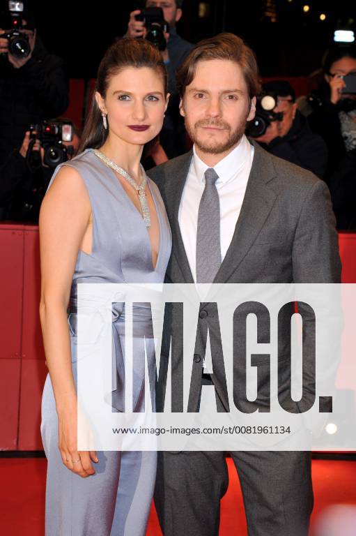 68. Berlinale - Premiere 7 Tage in Entebbe 68th Berlin International Film Festival. Festival Internazionale del Cinema di Berlino 2018. Red Carpet film 7 Days in Entebbe . Pictured: Daniel Bruhl, Felicitas Rombold