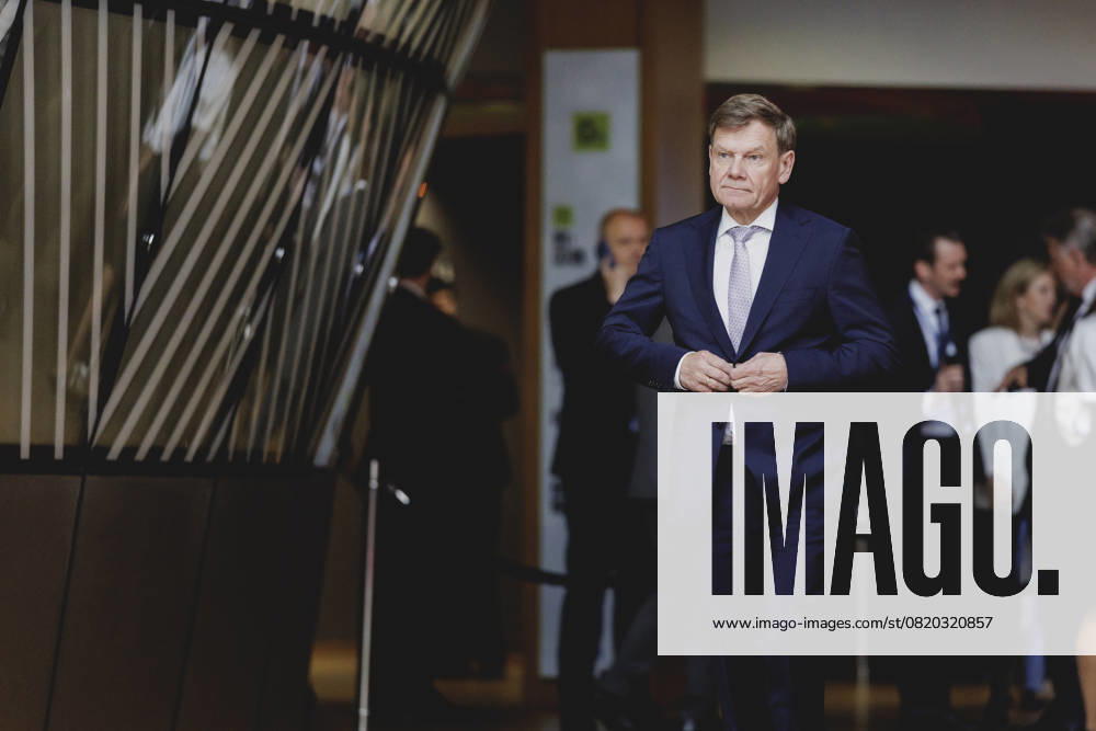 Johann Wadephul (CDU), Bundesaussenminister, aufgenommen beim Familienfoto im Rahmen des Treffens der Aussenministerinnen und Aussenminister der Europaeischen Union und der Afrikanischen Union in Bruessel, 21.05.2025. Fotografiert im Auftrag des Auswaertigen Amtes. Bruessel Belgien