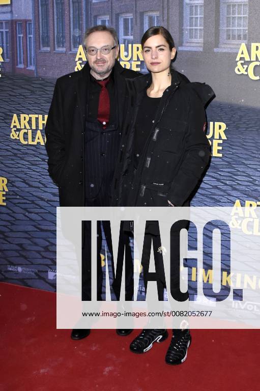 Josef Hader und Hannah Hoekstra bei der Premiere des Kinofilms Arthur & Claire im City Kino. München