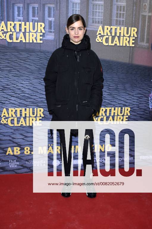 Hannah Hoekstra bei der Premiere des Kinofilms Arthur & Claire im City Kino. München
