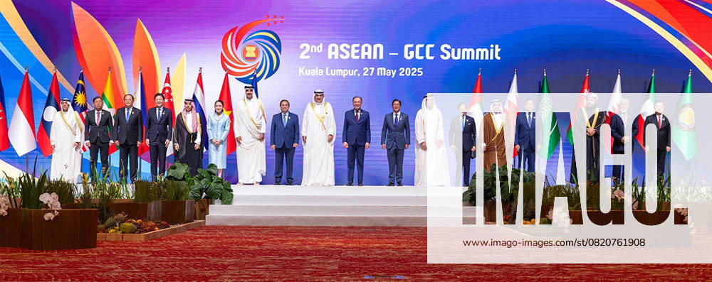 The Emir of the State of Qatar, Tamim bin Hamad Al Thani, participates in the Gulf Cooperation Council (GCC) and ASEAN Summit The Emir of the State of Qatar, Tamim bin Hamad Al Thani, participates in the Gulf Cooperation Council (GCC) and ASEAN Summit in Kuala Lumpur, Malaysia, on May 27, 2025. Photo by Emiri Diwan Office apaimages Doha Doha Qatar 270525_Malaysia_EQPO_1_00(3)