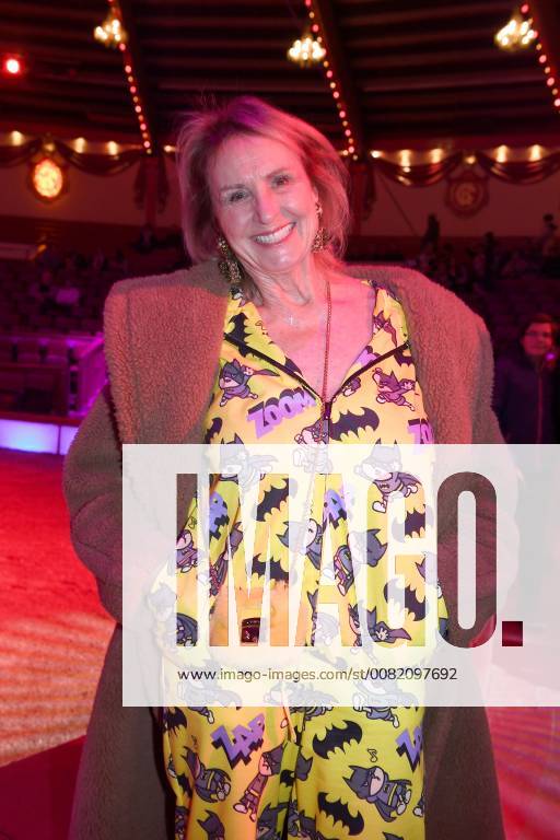 Diana Körner Premiere Circus Krone 3. Winterprogramm Manege Circus Kronebau München 01.03.2018.