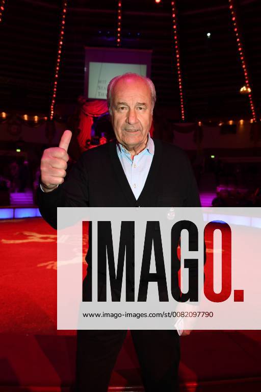 Manfred Schnelldorfer Premiere Circus Krone 3. Winterprogramm Manege Circus Kronebau München 01.03.2018.